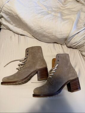 NWOB. Suede Lace-Up Block Heel Ankle Boots in Taupe
